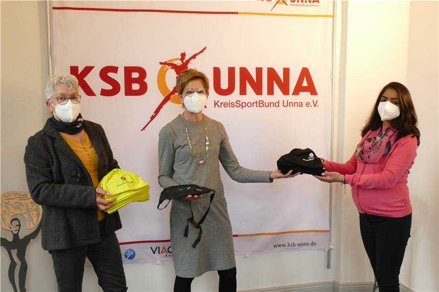 Werner SC beteiligt sich in der Corona-Krise an der Kampagne „#trotzdem Sport“ Die Vorstandsmitglieder der Freizeit- und Breitensportabteilung des Werner SC, Brigitte Gbur und Annette Prömel, haben Giveaways in der Geschäftsstelle des Kreissportbundes Unna entgegengenommen und freuten sich über die Kampagne "#trotzdem Sport".