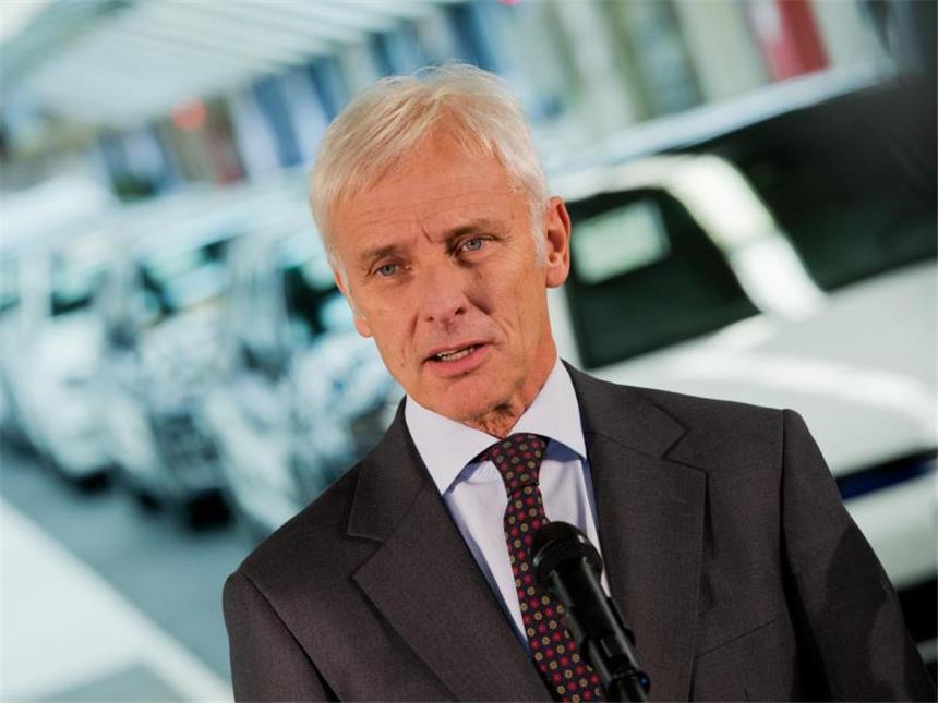 VW-Belegschaft erhofft sich Krisenbilanz vom Vorstand Die VW-Belegschaft erwartet von Konzernchef Matthias Müller Antworten. Foto: Julian Stratenschulte/Archiv