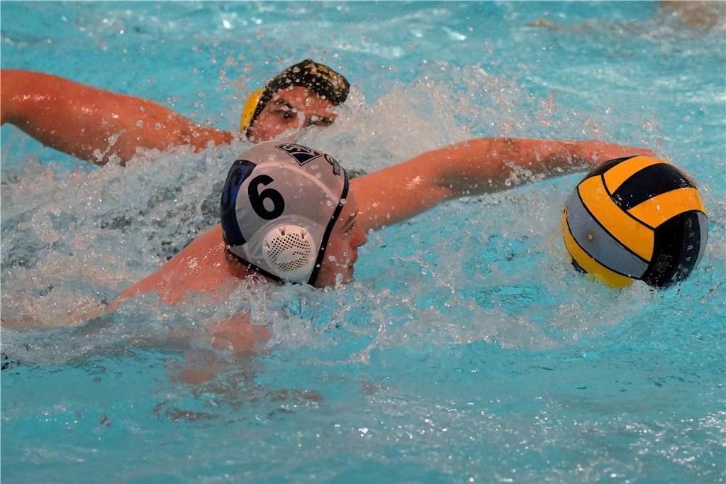Die Wasserballer des SV Lünen 08 holten ein Unentschieden.