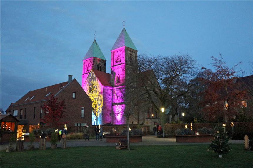 Gottesdienste zu Weihnachten in Legden und Asbeck Die Weihnachtsgottesdienste aus der Brigida-Kirche in Legden werden live im Internet übertragen.