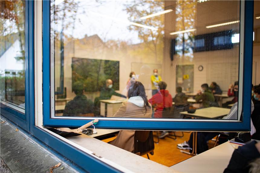 Lüner Schulen gehen mit dem Wechselkonzept völlig unterschiedlich um Die weiterführenden Schulen Lünens haben unterschiedliche Modelle, wie ihre Schüler nach dem Lockdown jetzt unterrichtet werden.