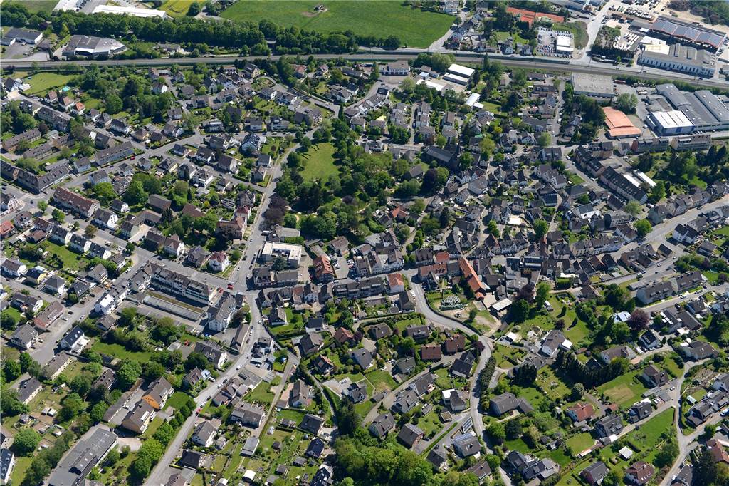 Westhofen: Ein Ort mit Tradition, schönen Radwegen und kaum Angeboten für Familien Die Westhofener schätzen vor allem die Grünflächen. Die Verkehrsbelastung - auch durch das Autobahnkreuz - halte sich im Rahmen.