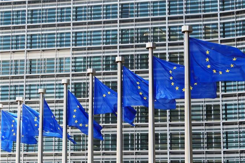 Die Wettbewerbshüter hatten im vergangenen Jahr die Ermittlungen gegen die Elekronik-Konzerne offiziell eingeleitet. Foto: Olivier Hoslet/EPA