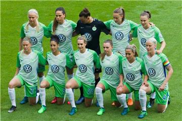 Die Wolfsburgerinnen wollen das Triple. Foto: Rolf Vennenbernd