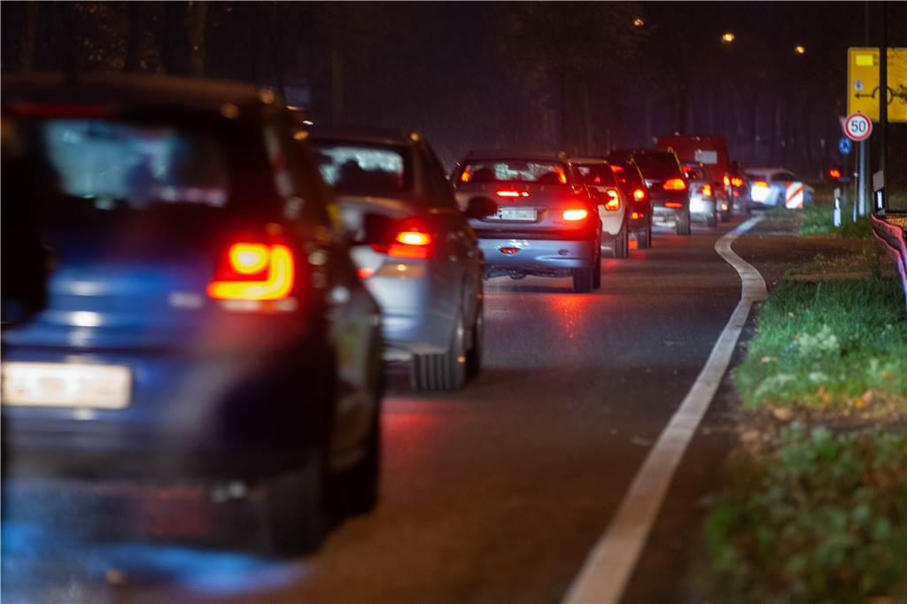 Ahaus: Wo das Radfahren mitunter nervt, aber die ärztliche Versorgung gut ist Die Wüllener Straße zwischen dem Bereich Adenauerring und dem Ortseingang Wüllen ist der am stärksten belastete Verkehrsabschnitt in der Stadt Ahaus.