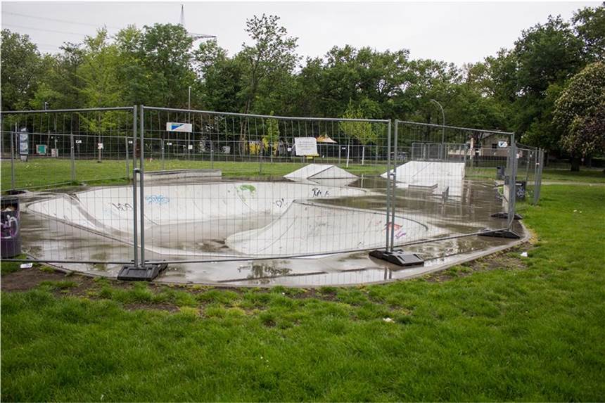 Skaten wieder erlaubt: Stadt wird die Zäune in Habinghorst abbauen Die Zäune um die Skateanlage in Habinghorst werden wieder abgebaut. Dabei sind sie noch am Wochenende besser gesichert worden.