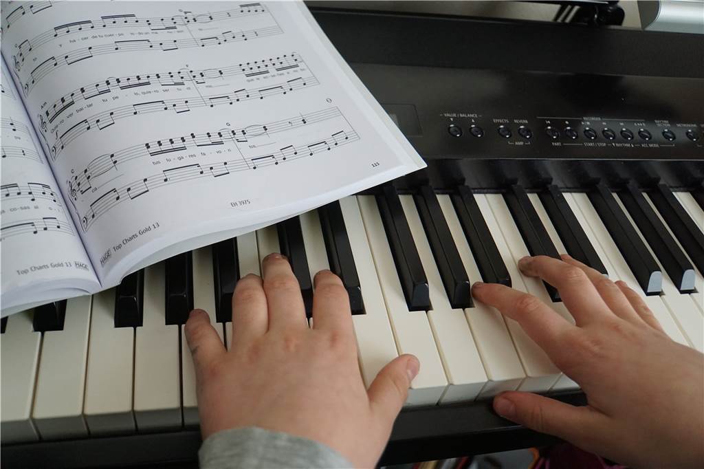 Musikschule in Ascheberg startet langsam wieder mit Präsenzunterricht Die Zeit des Online-Unterrichtes der Musikschule Ascheberg konnte für viele beendet werden.