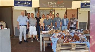Die Zeltgemeinschaft bei ihrer Premiere 2016 (v. l.): Hermann-Josef Schepers, Bernd Dönnebrink, Josef Gebbing, Matthias Geling, Ulrich Kösters, Christoph Laschke, Linus Ostendorf, Ralf Weichert, Benedikt Janning, Ludger Rabbe, Berthold Kösters.