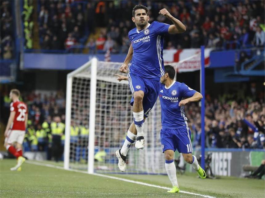 Diego Costa bejubelt seinen Treffer zum 1:0 für den FC Chelsea. Foto: Frank Augstein