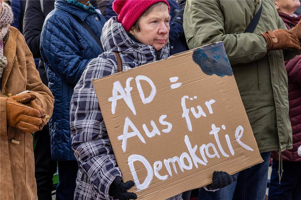 „Aus für Demokratie“