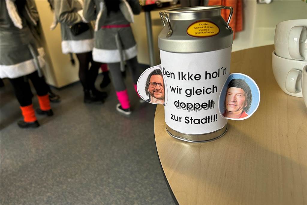 Weiberfastnacht im Olfener Rathaus