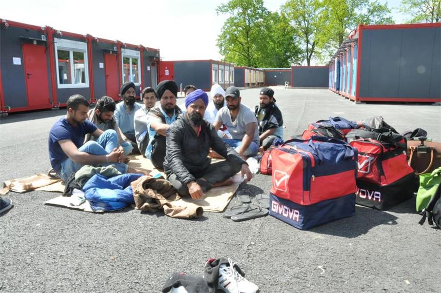 Indische Flüchtlinge in Selm beenden Hungerstreik Diese zehn indischen Flüchtlingen befinden sich immer noch im Hungerstreik.