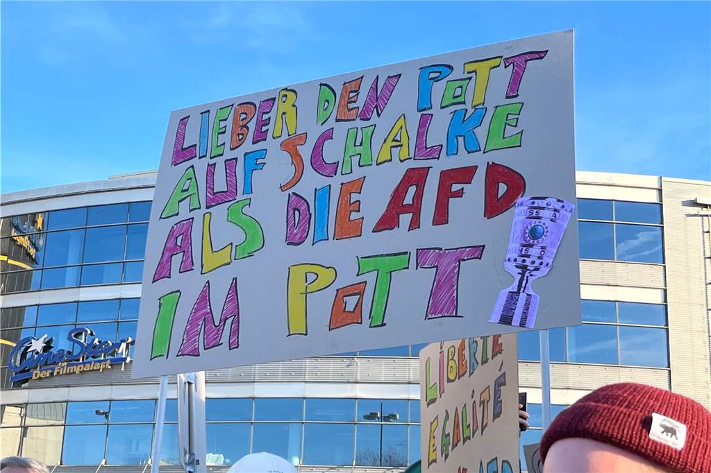 Lieber den Pott auf Schalke als die AfD im Pott