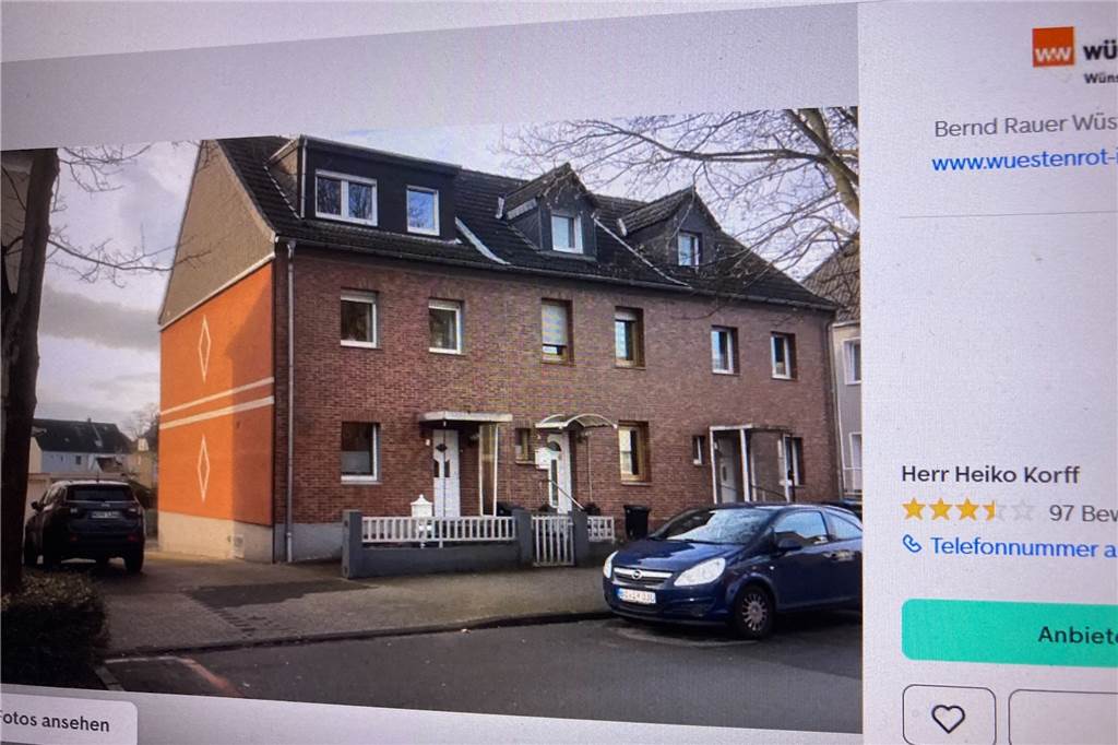 Auswüchse am Immobilienmarkt: Bruchbude in Castrop-Rauxel für 131.900 Euro Dieses Reihenendhaus an der Frohlinder Straße ist derzeit auch im Netz als Verkaufsangebot zu finden.