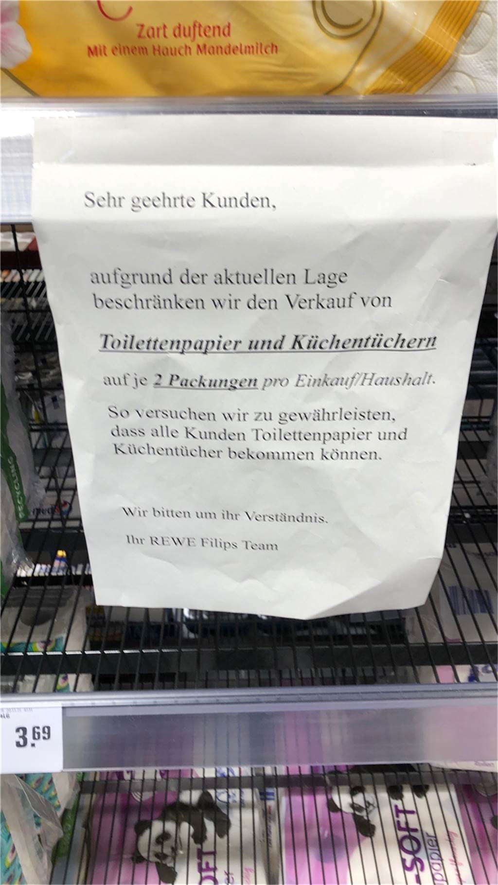Dieses Schild verkündete den Mangel.
