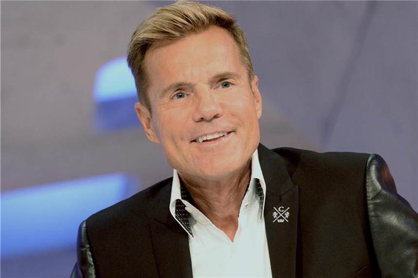 Dieter Bohlen erklärt seinen Pulli-Missgriff Dieter Bohlen nennt die Wahl seines Hoodies „ein Missgeschick“. Foto: Henning Kaiser