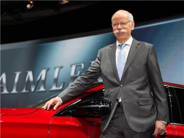 Dieter Zetsche, Vorstandsvorsitzender der Daimler AG: Dax-Vorstände verdienen weniger - Aber 50 Mal so viel wie Angestellte. Foto: Bernd von Jutrczenka/Archiv