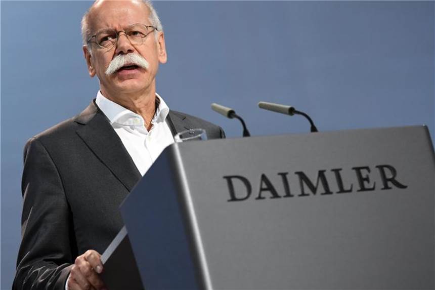 Mercedes: Kein Grund für Ende der Zusammenarbeit mit Özil Dieter Zetschen ist der Vorstandsvorsitzende der Daimler AG. Foto: Britta Pedersen