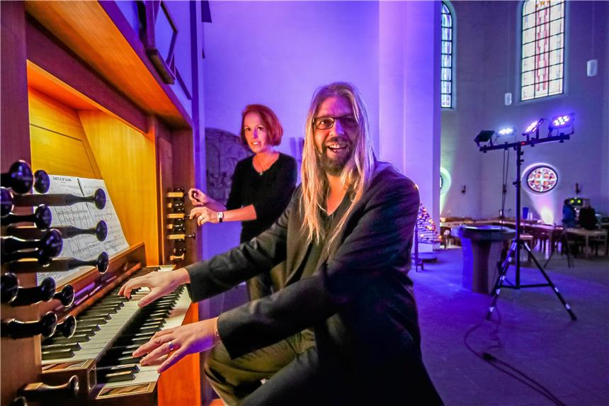 Video: So klingt Linkin Park auf der Orgel Dietmar Korthals an der Pfeifenorgel der Dortmunder Pauluskirche