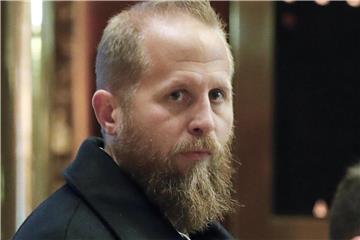 Digitalstratege Brad Parscale wartet im November 2016 im Trump Tower auf einen Aufzug. Foto: Carolyn Kaster/AP