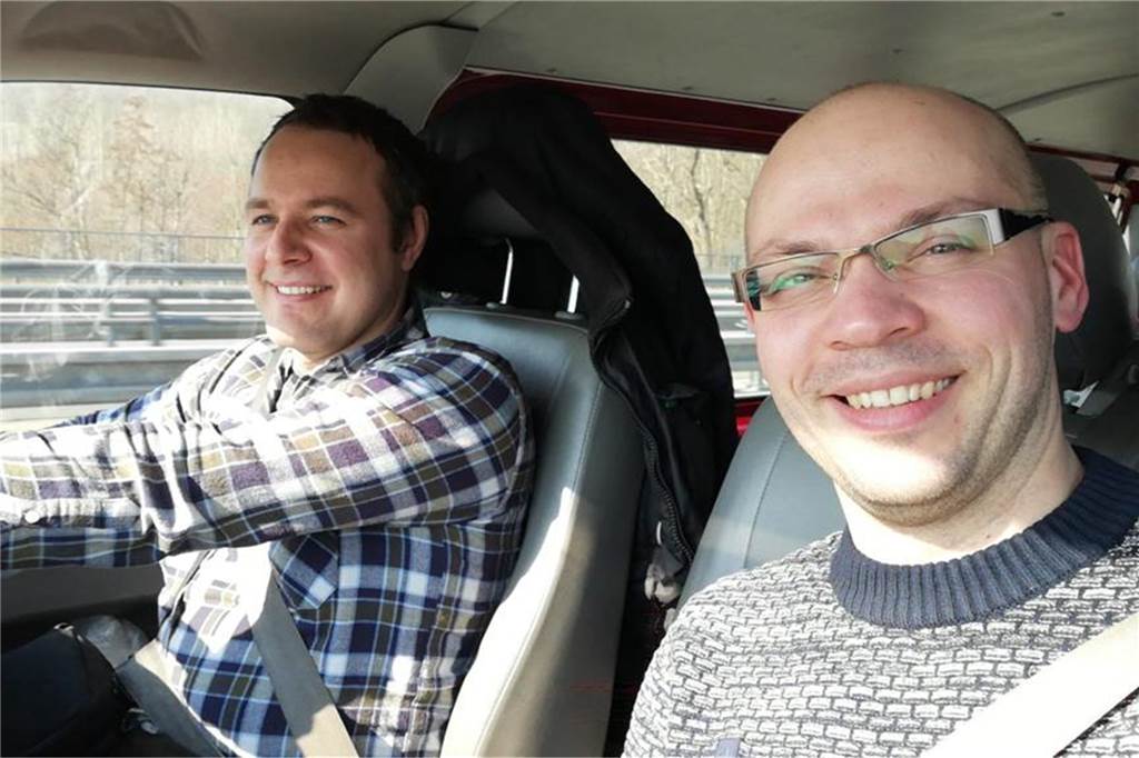 Ukraine-Flüchtlinge erreichen Haltern - Haus von Familie Privalow von Bombe zerstört Dimitri Fell und Volodymyr Pavlov aus Haltern auf dem Weg an die Grenze zwischen der Republik Moldau und der Ukraine