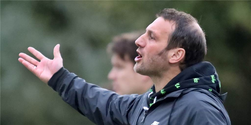 Kalpakidis bekommt nach einer WhatsApp-Nachricht ein Anwaltsschreiben des FC Brünninghausen Dimitrios Kalpakidis hat einen Anwaltsschreiben erhalten.