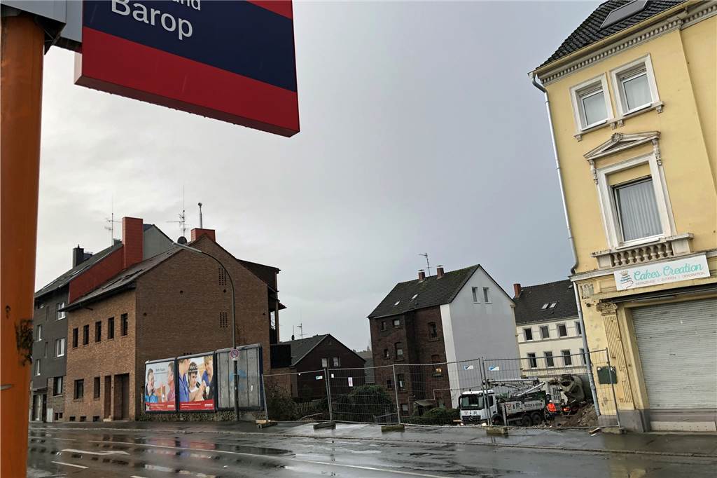 In der Nähe der Universität entstehen neue Apartments für Studenten Direkt gegenüber vom S-Bahn-Haltepunkt Dortmund-Barop entsteht der Komplex, bestehend aus zwei Gebäuden.