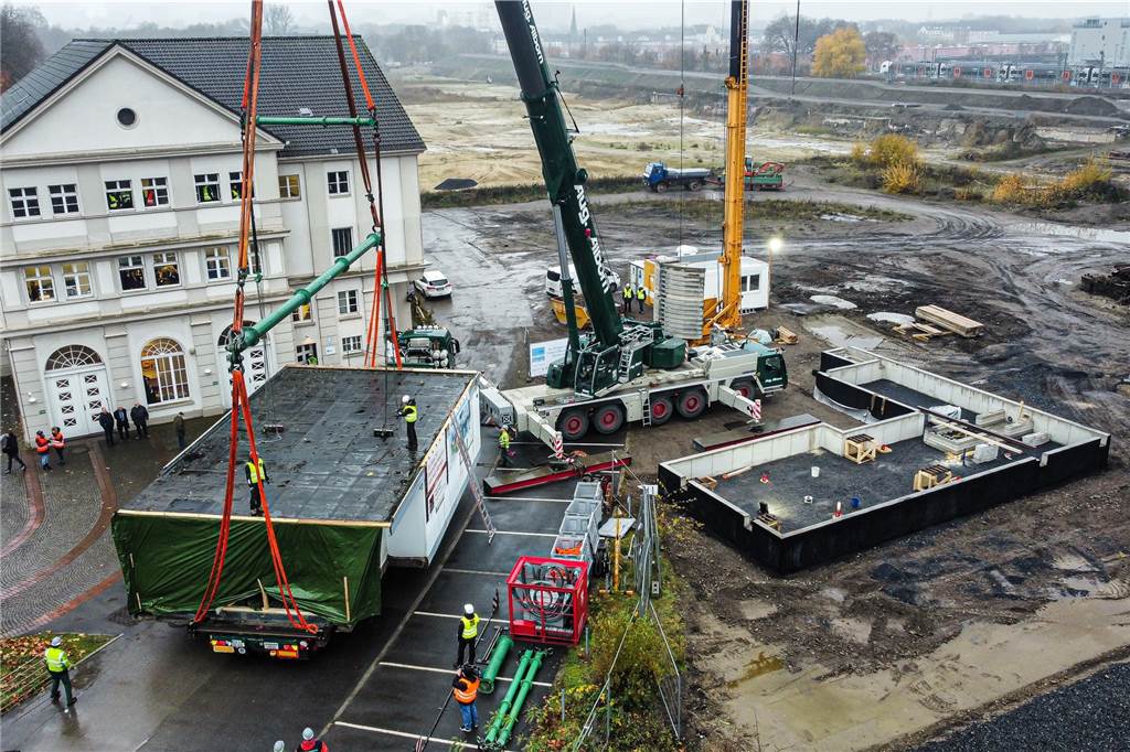 Bärbel Woerners Kinderzimmer ist jetzt im Hoeschmuseum Direkt hinter dem Hoeschmuseum auf der Westfalenhütte findet das Stahlhaus ein neues Zuhause.