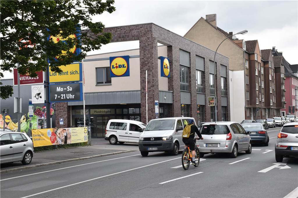 Kind tötet Mann: Eine Chronik jugendlicher Gewalttaten im Ruhrgebiet Lidl in Dortmund von der anderen Straßenseite.