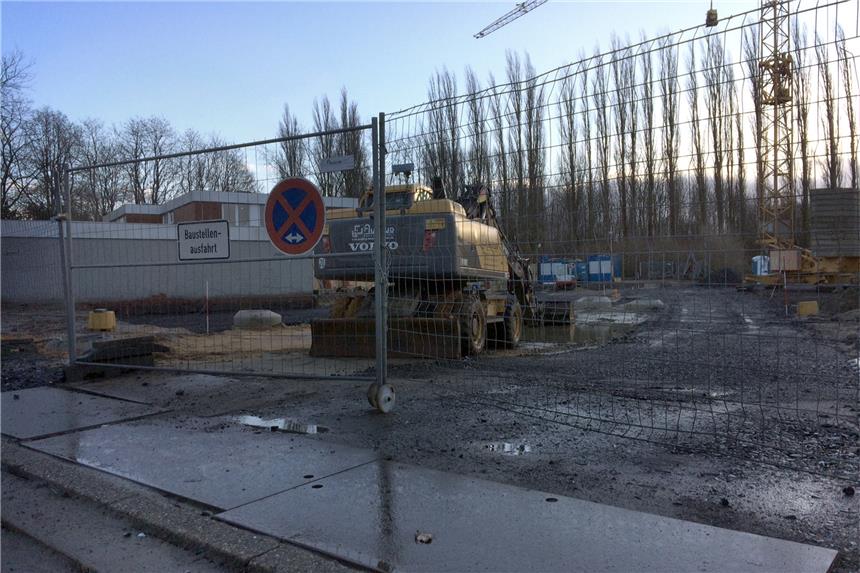 Stadt investiert knapp 2,7 Millionen Euro in Anbau Direkt neben dem Bestandsgebäude der Kita baut die Stadt einen eingeschossigen Anbau für eine Erweiterung der U3-Betreuung.