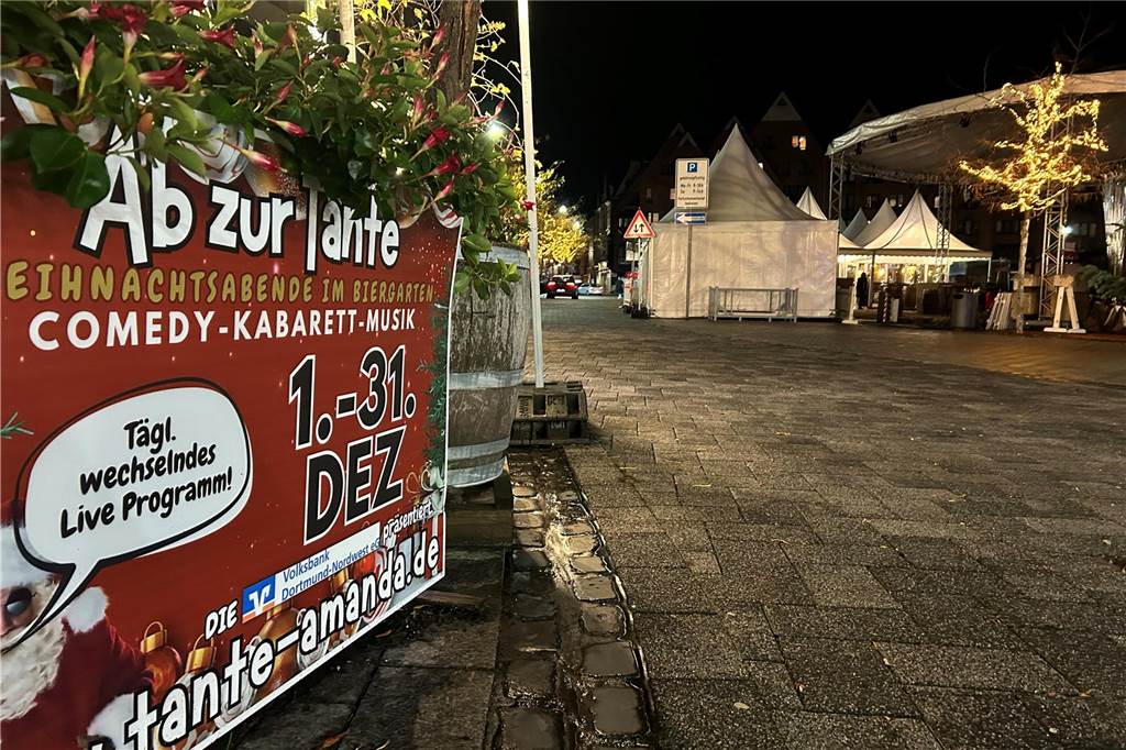 Programm von „Ab zur Tante“ steht fest: Neues Prinzip auf Veranstaltungsreihe im Advent Direkt neben der "Konkurrenz" am Marktplatz in Castrop wird für "Ab zur Tante" geworben. Die Schilder hängen vor dem "1910".