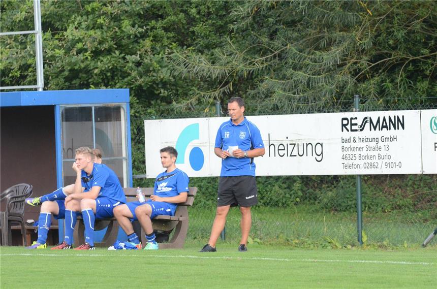 Sturm trifft bei ETuS-Erfolg doppelt Dirk Cholewinski und der ETuS treffen am Donnerstag auf Altendorf-Ufkotte.