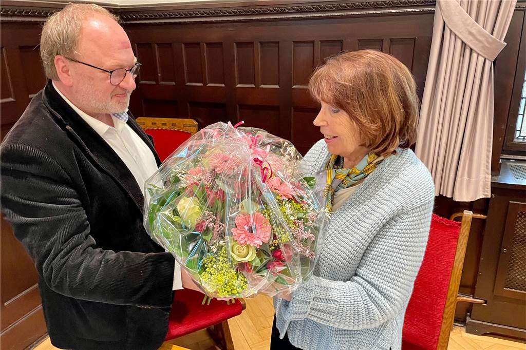 Aplerbeck hat mit Jan Gravert einen neuen Bezirksbürgermeister Dirk Mayer und Ingeborg Milde (beide CDU Aplerbeck)