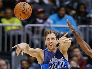 Dirk Nowitzki hat die deutschen Erfolge in Tennis und Handball mitverfolgt. Foto: Erik S. Lesser