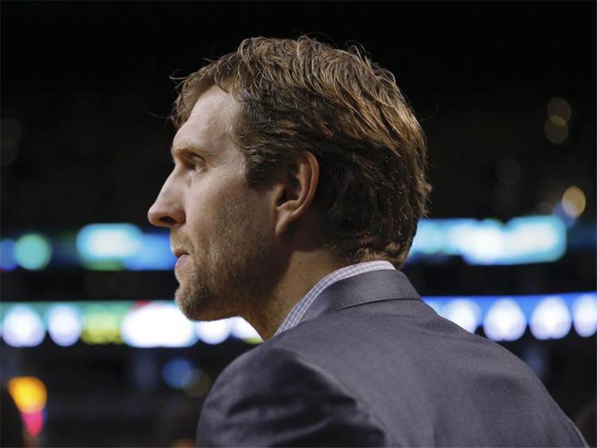 Nächste Pleite für die Mavericks ohne NBA-Star Nowitzki Dirk Nowitzki kann derzeit wegen Achillessehnenproblemen nicht für die Dallas Mavericks spielen. Foto: CJ Gunther