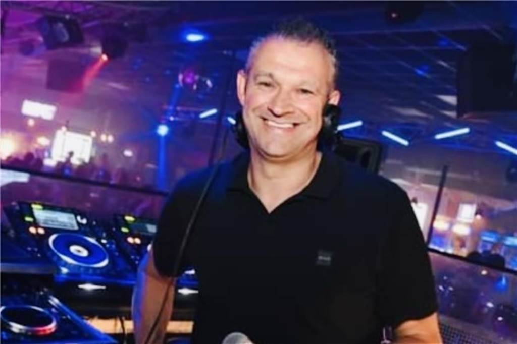 DJ Tom