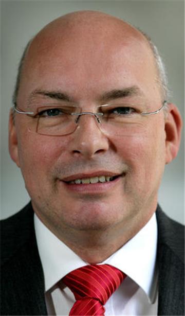 DOGEWO21-Jahresbilanz-Pressekonferenz: Geschäftsführer Klaus Graniki03.08.2007Foto: Andreas Wegener/RN