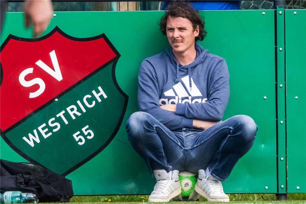Dortmunder A-Liga-Trainer hört auf: Er hat keine Lust mehr auf die Einstellung der Spieler Dominic Seelig ist nicht mehr Teil des Trainerteams beim VfR Kirchlinde.