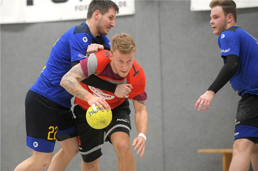 Nico Paukstadt und die HSG Schwerte/Westhofen verlieren das Vater-Sohn-Duell Dominik Yaltzis, hier im Heimspiel gegen Lüdenscheid, konnte mit seinen sechs Toren die HSG-Niederlage in Voerde nicht verhindern.