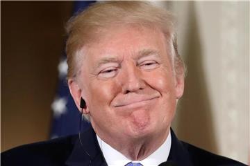 Donald Trump bei einer Pressekonferenz im Weißen Haus. Foto: Evan Vucci/AP
