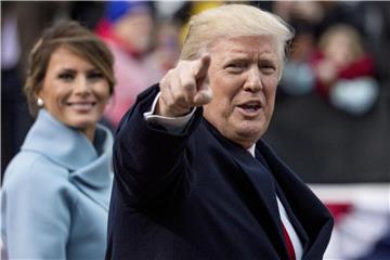 Donald Trump hatte schon als Kandidat ein sehr ambivalentes Verhältnis zu Medien - als Präsident setzt er das in einmaliger Weise fort. Foto: Andrew Harnik/Archiv