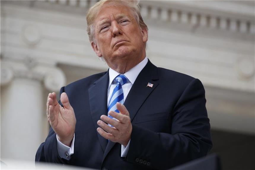 Hymnenstreit: Trump lädt Super-Bowl-Gewinner aus Donald Trump wird die Philadelphia Eagles nicht im Weißen Haus empfangen. Foto: Evan Vucci/AP