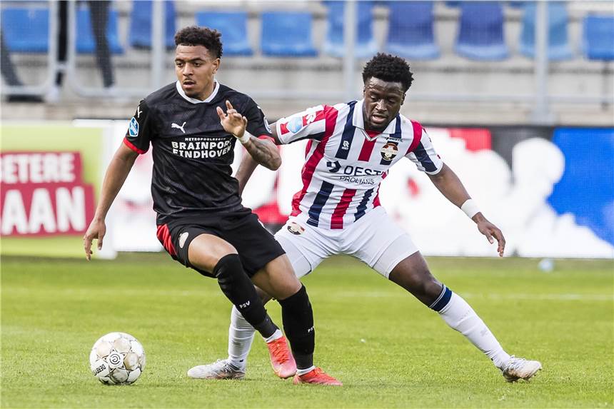 Donyell Malen (l.) soll beim BVB auf Jadon Sancho folgen.
