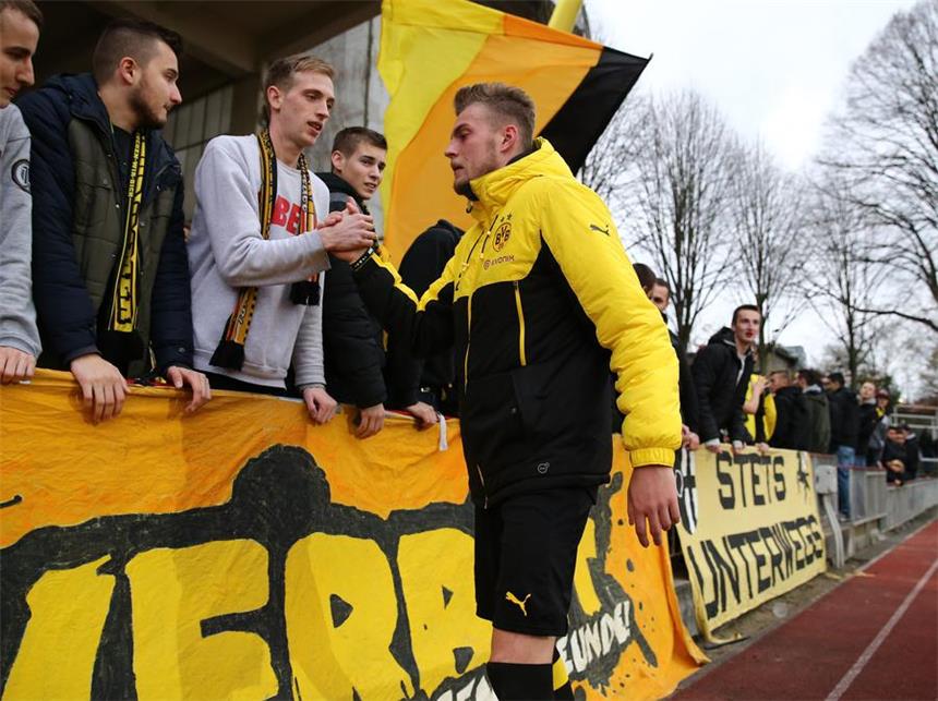 Zwei Siege in Serie - BVB II zeigt neue Stabilität Doppelpack gegen Wegberg-Beeck: Mavin Ducksch.