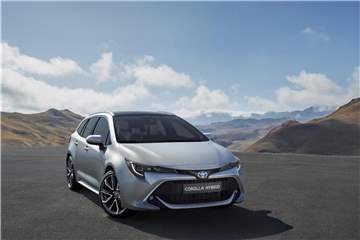 Doppelte Kraft voraus: Für den neuen Corolla bietet Toyota auch Hybridantrieb an. Foto: Toyota