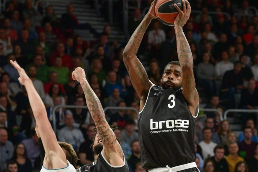 Brose Bamberg chancenlos bei Euroleague-Tabellenführer Dorell Wright erzielte elf Punkte für Brose Bamberg. Foto: Nicolas Armer