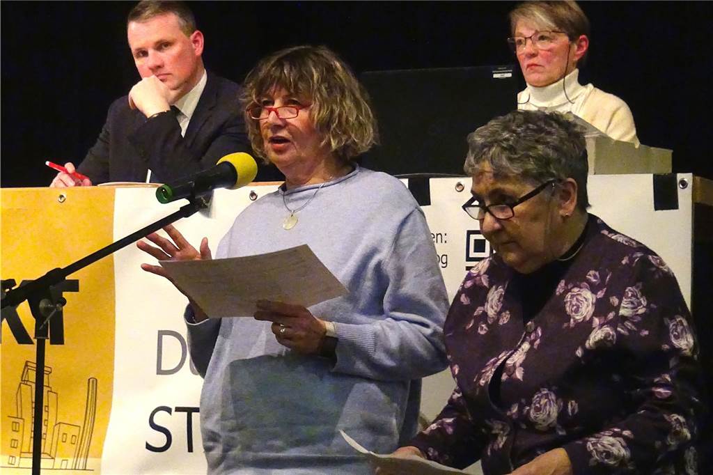 Wulfen-Konferenz: Goldene Ehrennadel für Daniel Eickmann-Gerland Doris Grewer und Rita Zachraj