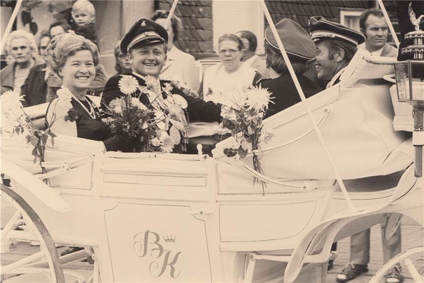 Borker Schützenfest 1970: Als Heinrich III. die Lehrer festnehmen ließ Dorothea Terboven und Heinrich Sommer wurden 1970 zum Borker Königspaar der Schützen.