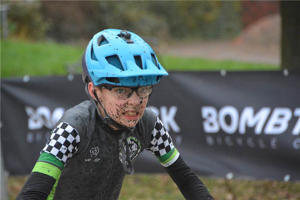 Dorstener CycloCrossCup 2024 des RSC Dorsten rund um und durch das Gemeinschaftshaus Wulfen, 10.11.2024