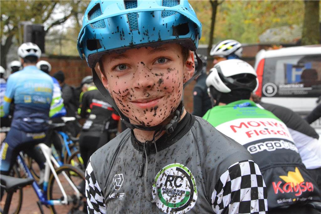 Dorstener CycloCrossCup 2024 des RSC Dorsten rund um und durch das Gemeinschaftshaus Wulfen, 10.11.2024